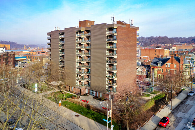 Building Photo - West Park Court