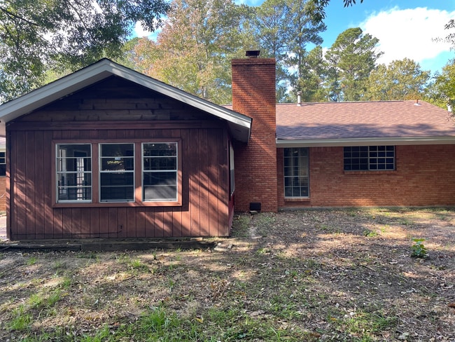 Building Photo - 2318 Breckinridge Rd