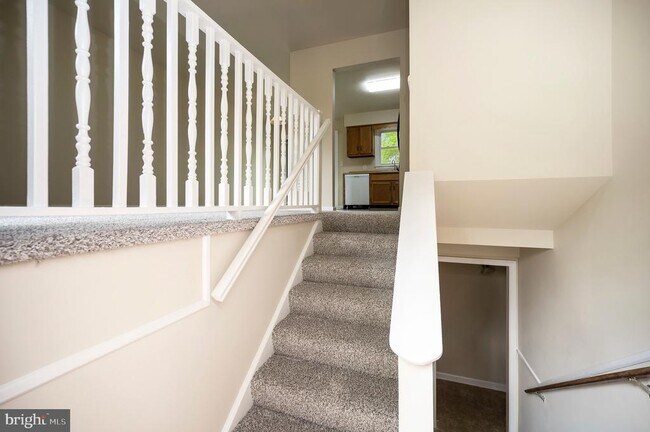 Building Photo - 2111 Mills Dr