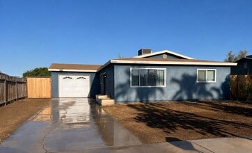 Building Photo - 1270 N Waterman Ave