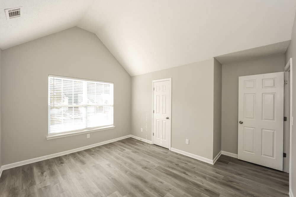 Building Photo - 265 Redding Ridge