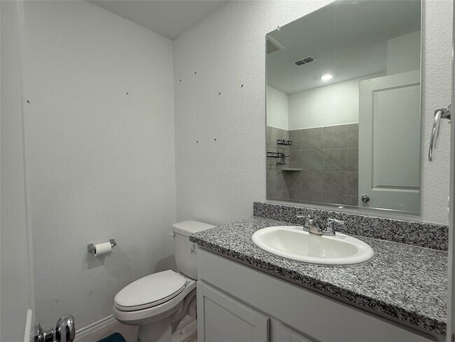 Building Photo - 330 Ashbrook Wy