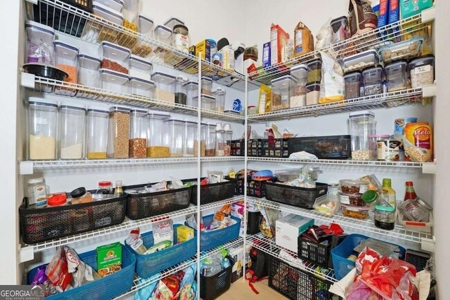 Building Photo - 415 Oakleigh Ave