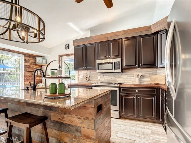 Building Photo - 2511 6th St NW