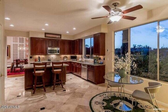 Building Photo - 1680 W Bartlett Way