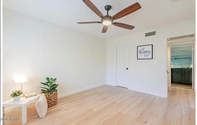 Building Photo - 4554 E Paradise Village Pkwy N