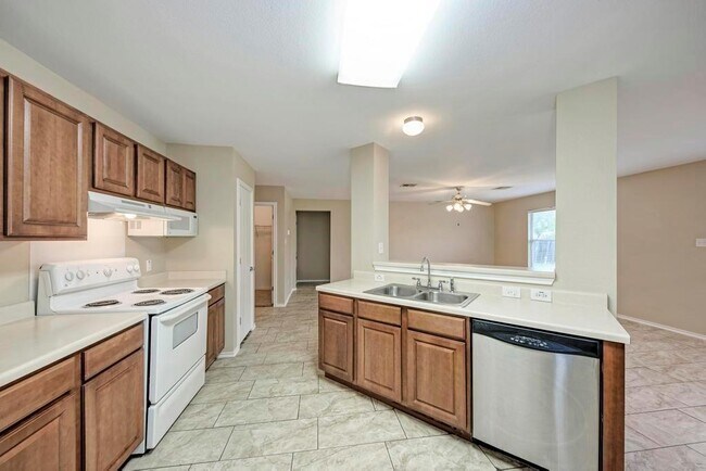 Building Photo - 311 Indian Meadow Dr