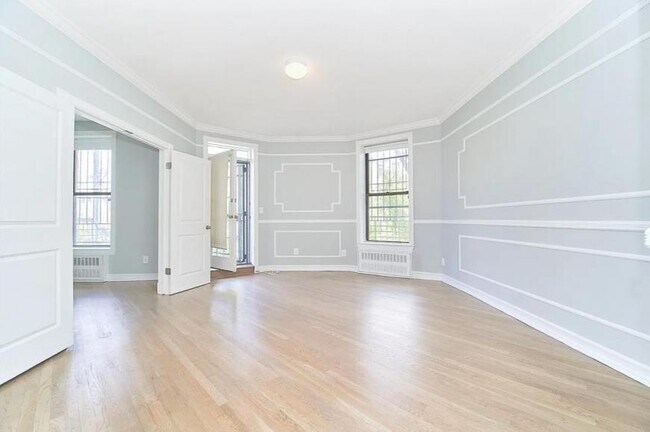 Building Photo - 2 bedroom in Brooklyn NY 11238