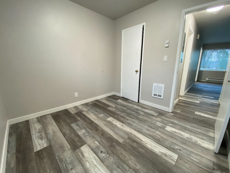 Building Photo - 4636 22nd Ave NE