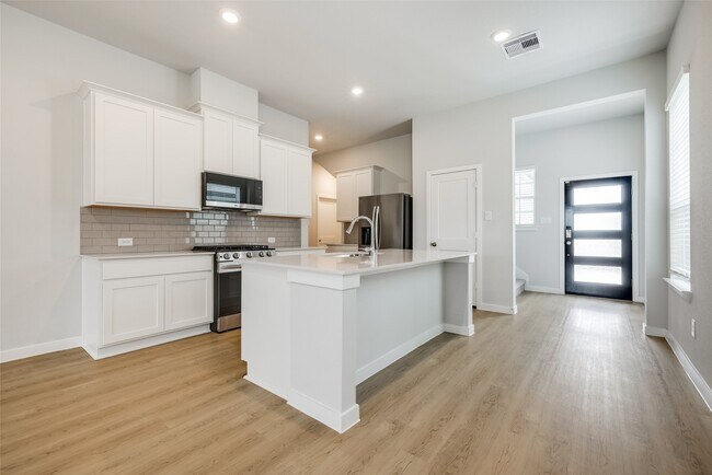 Building Photo - 12534 Nueces River Dr