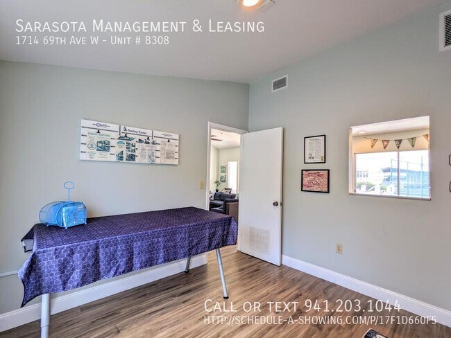Building Photo - 1714 69th Ave W