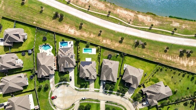 Building Photo - 6611 Hollow Bay Ct