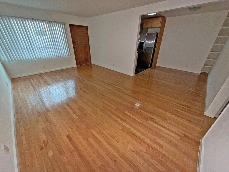 Building Photo - 1931 S Shenandoah St