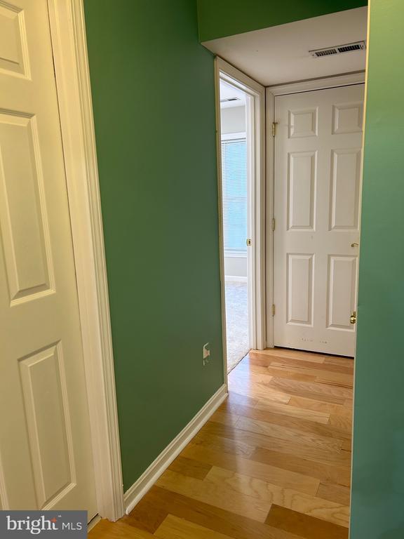 Building Photo - 43455 Katling Square