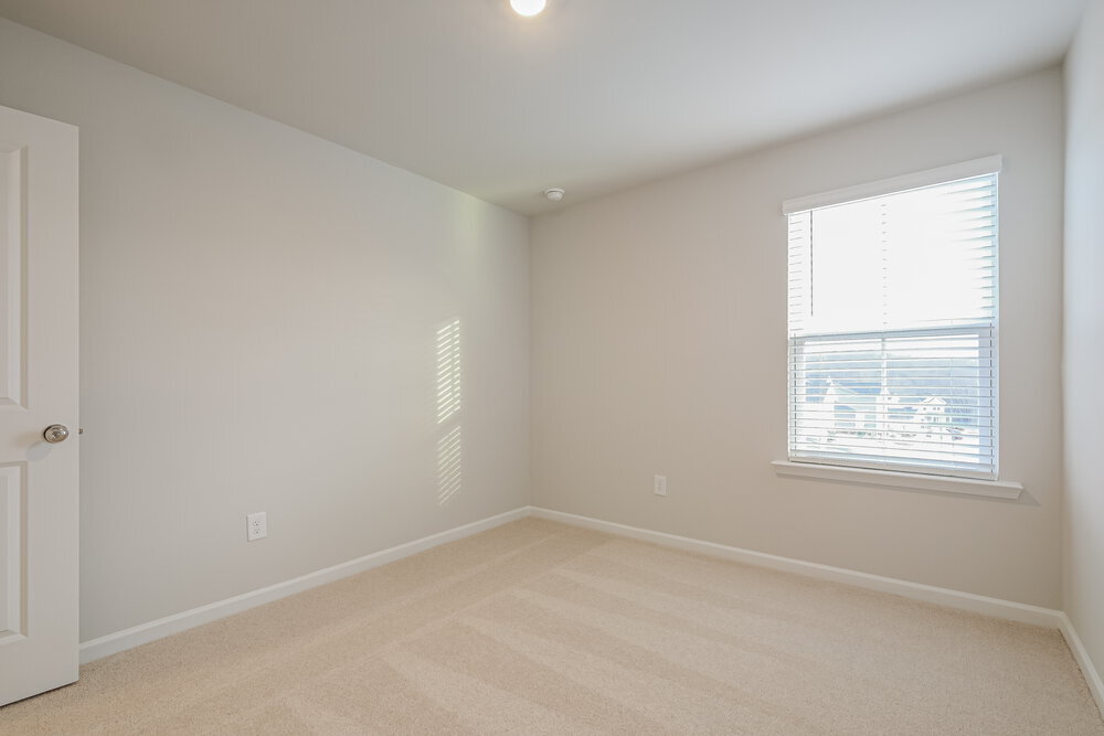 Building Photo - 3064 Orwell Dr SE