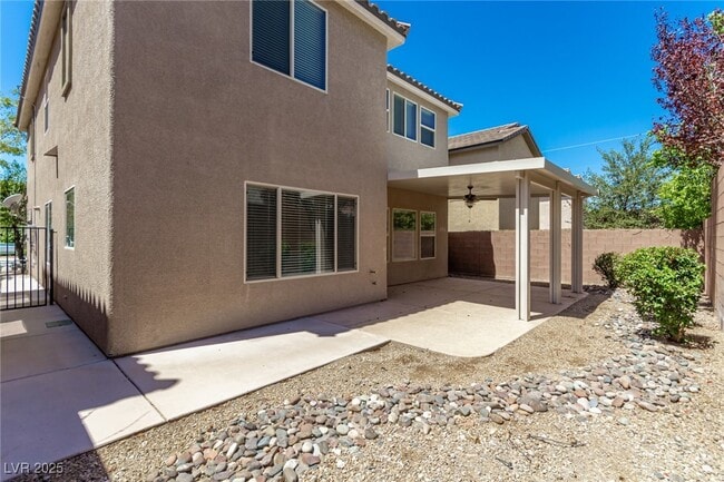 Building Photo - 2612 Romarin Terrace