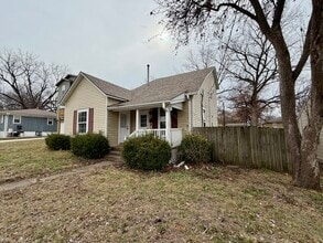 Building Photo - 416 Jackson St