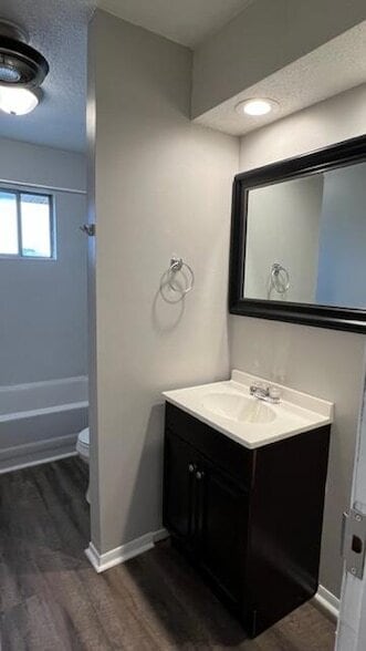 Building Photo - 210 Hendricks Blvd