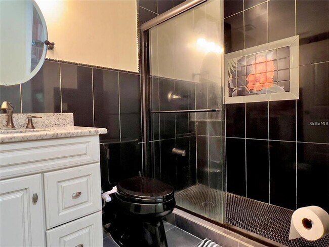 Building Photo - 3900 Reaves Rd