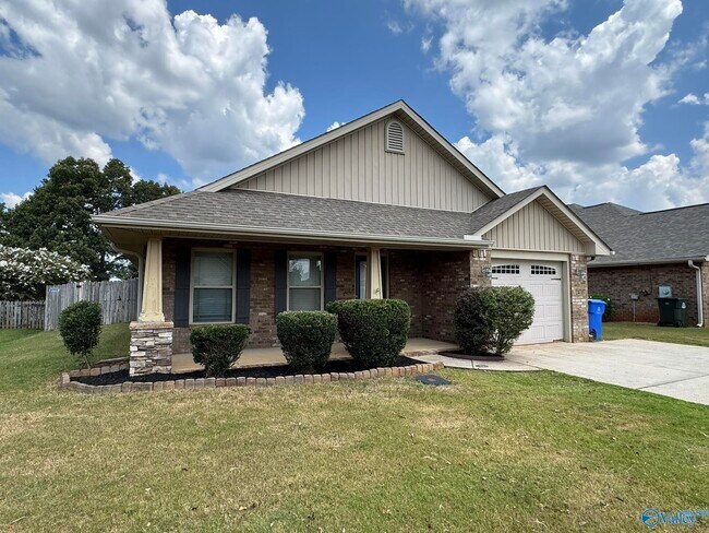 Building Photo - 24707 Rolling Vista Dr