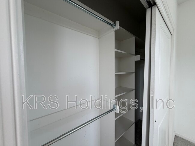 Building Photo - 1517 Rollesby Way