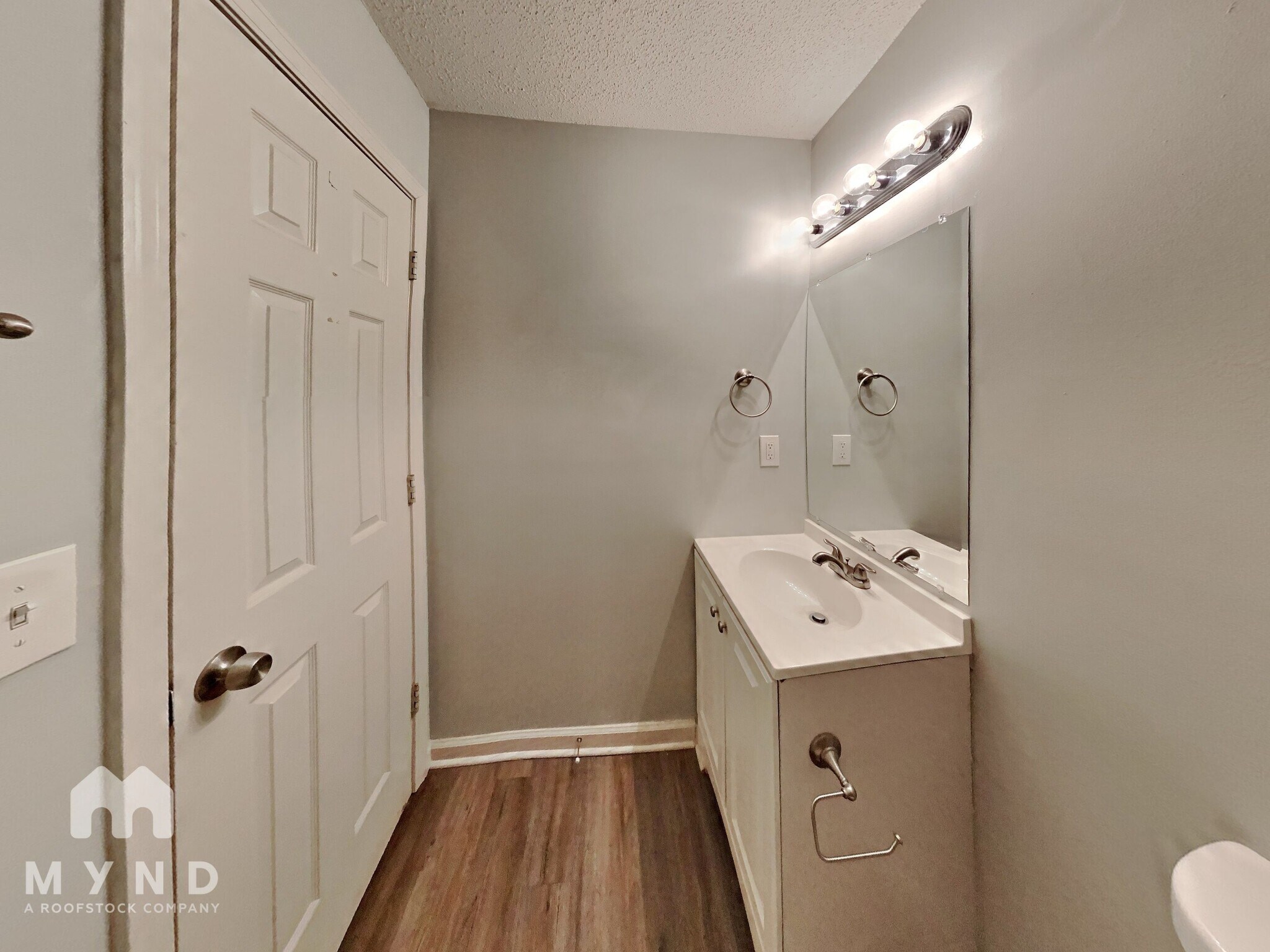 Building Photo - 134 Mayflower Cir