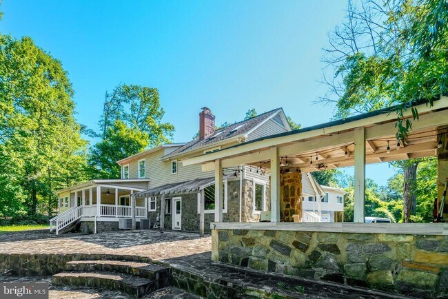 Building Photo - 3714 Hummer Rd