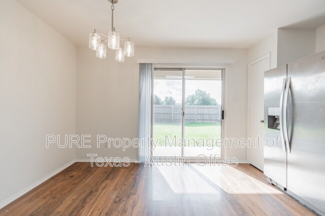 Building Photo - 306 Quail Hollow Dr