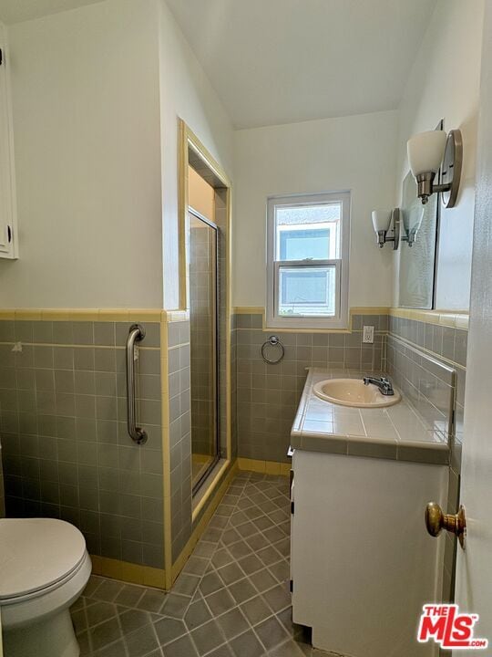 Building Photo - 333 N Detroit St