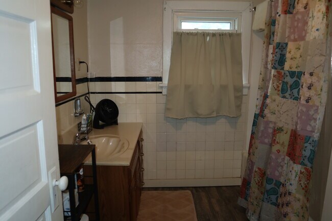 Building Photo - 318 Pike Run Dr