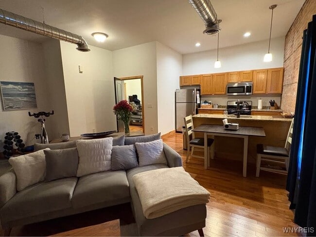 Building Photo - 43 Central Ave