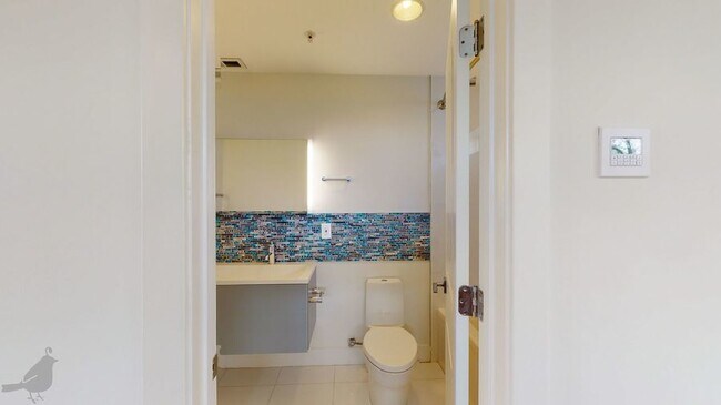 Building Photo - 1103 9th St NE