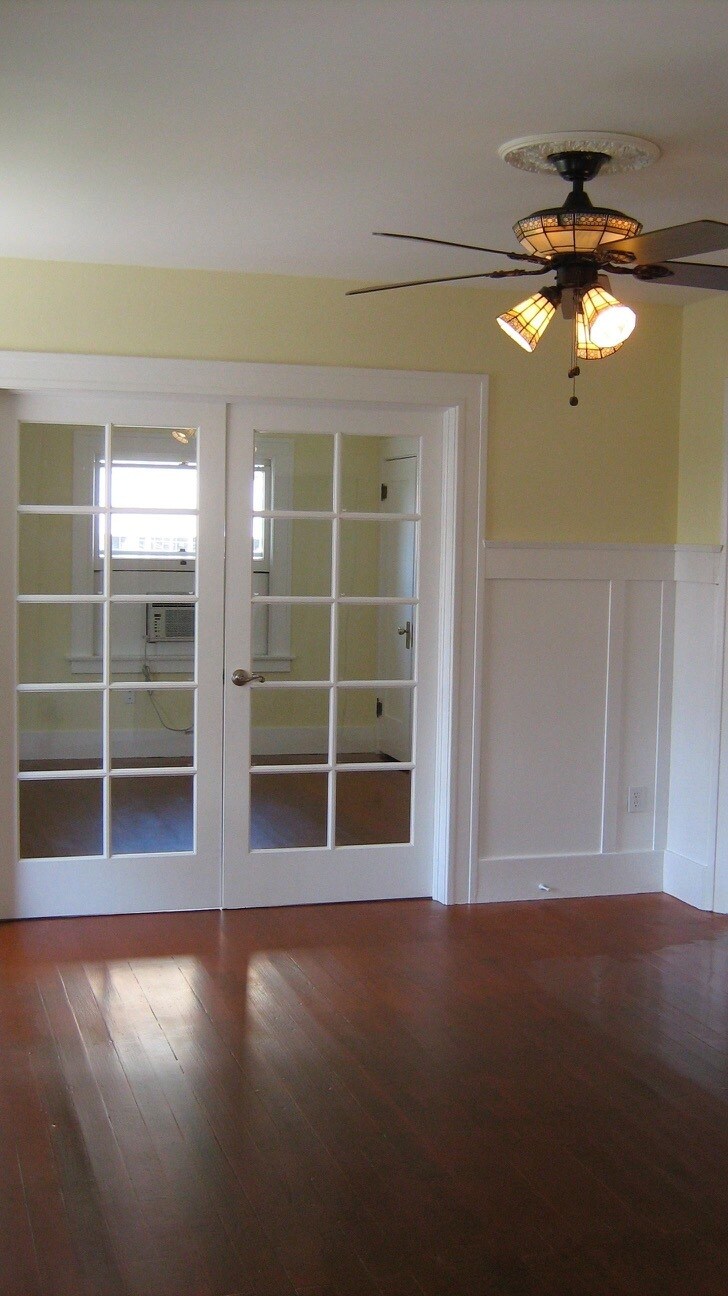 Living Room - 1316 H St