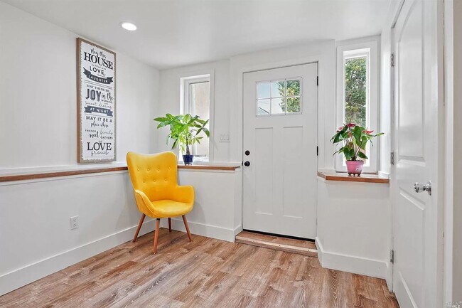 Building Photo - 1514 Campbell St