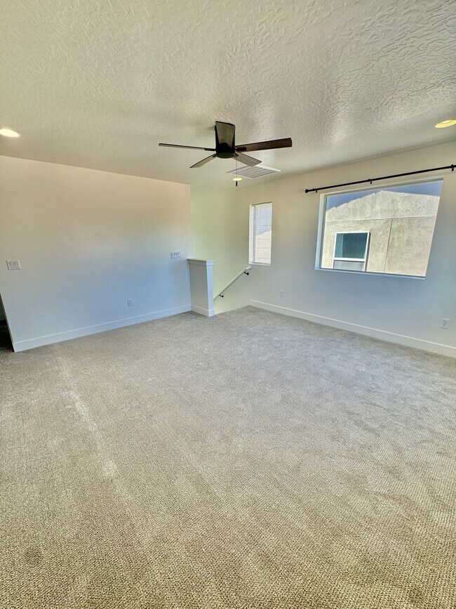 Building Photo - 2838 W 500 N