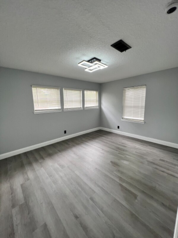 Building Photo - 5154 Balkin St