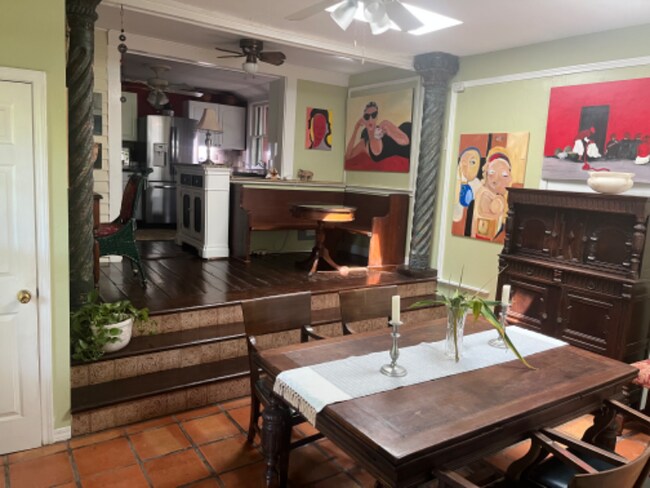 Building Photo - 22985 High Ridge Rd