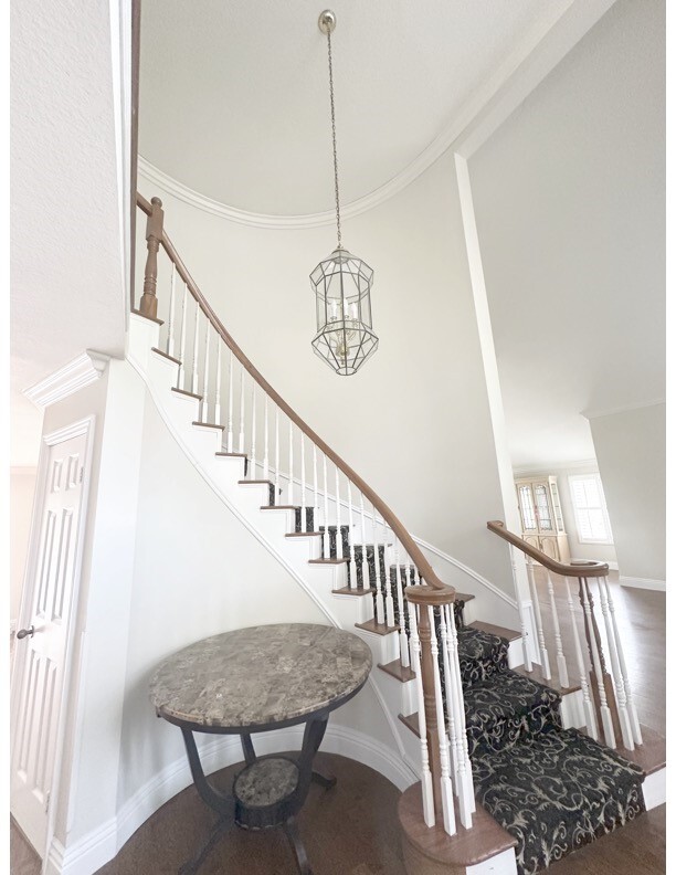 Building Photo - 19852 E Round Hill Ln