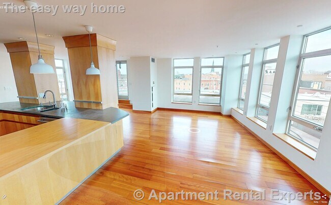 Building Photo - 93 Winthrop St