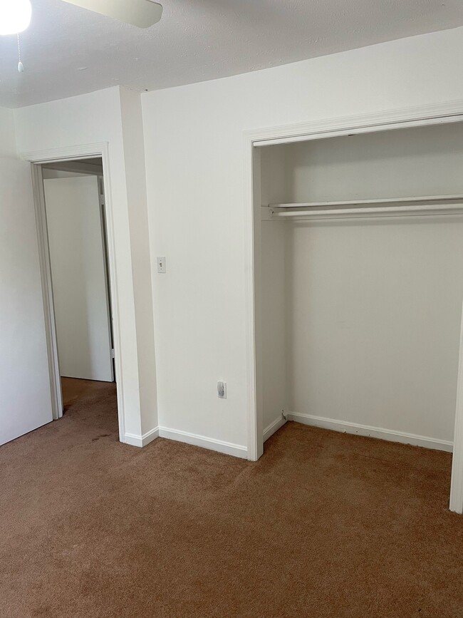 Building Photo - 13019 Trumbull Dr