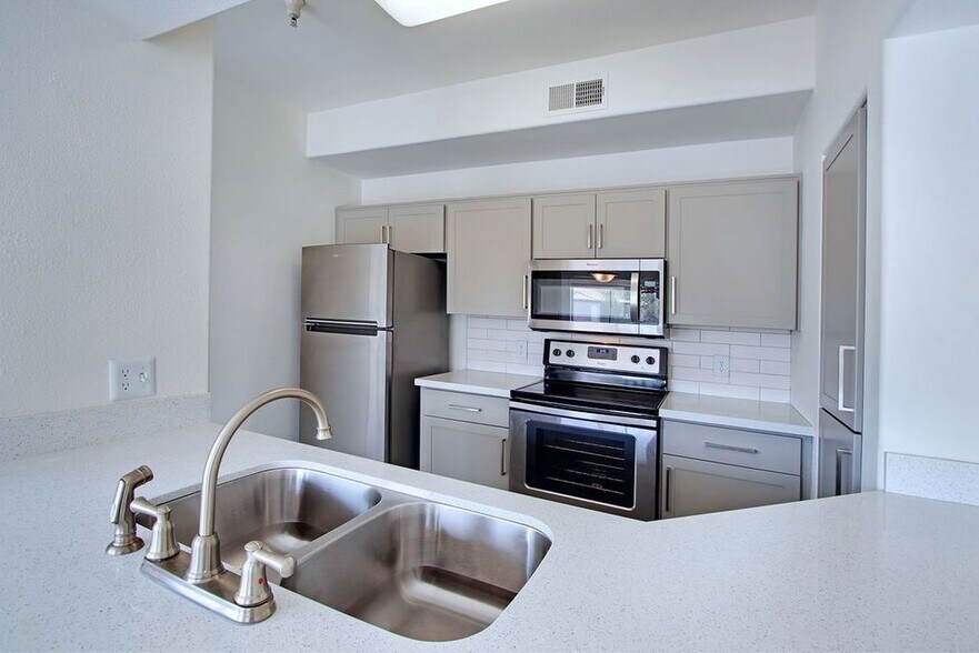 San Marino Tempe, AZ Apartment Finder