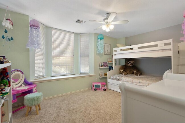 Building Photo - 12813 Withers Way