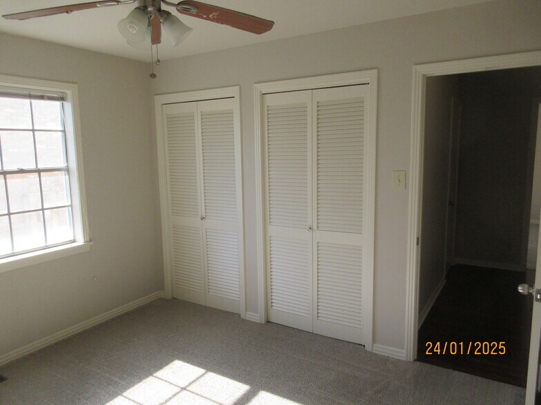 Bedroom - 511 Chickadee Dr