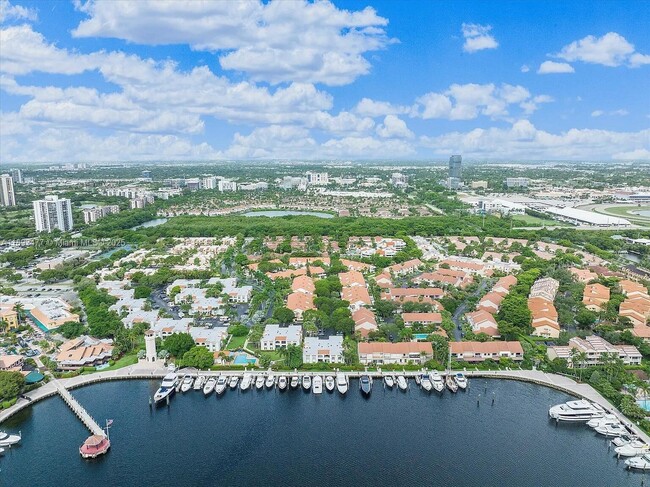 Building Photo - 20937 Bay Ct