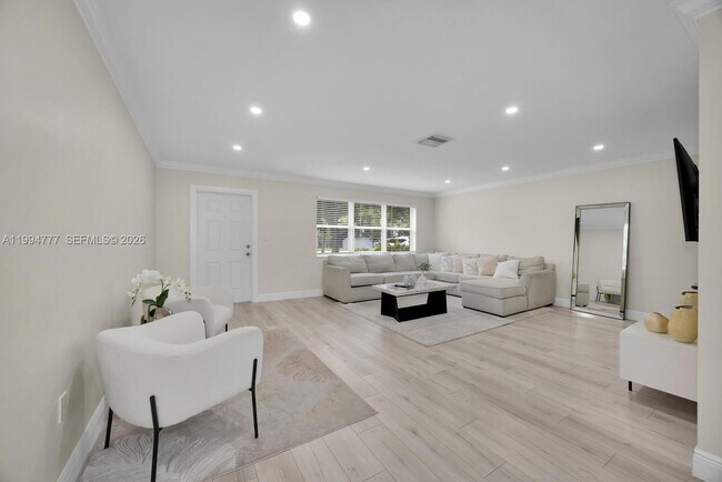 Building Photo - 11401 SW 81st Rd