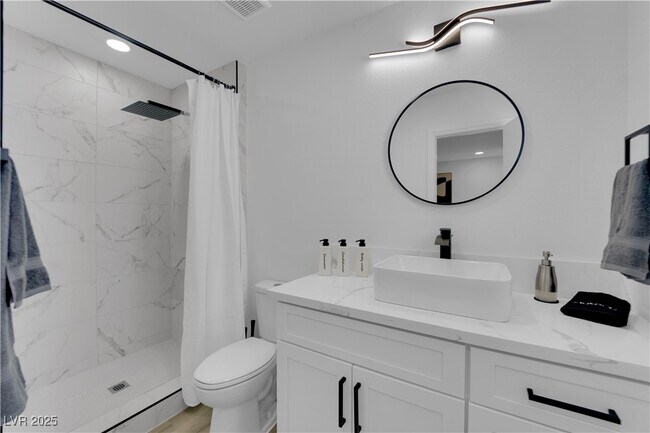 Building Photo - 1705 Battle Creek Cir