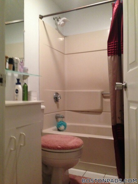 Building Photo - 24 St Cyprians Pl