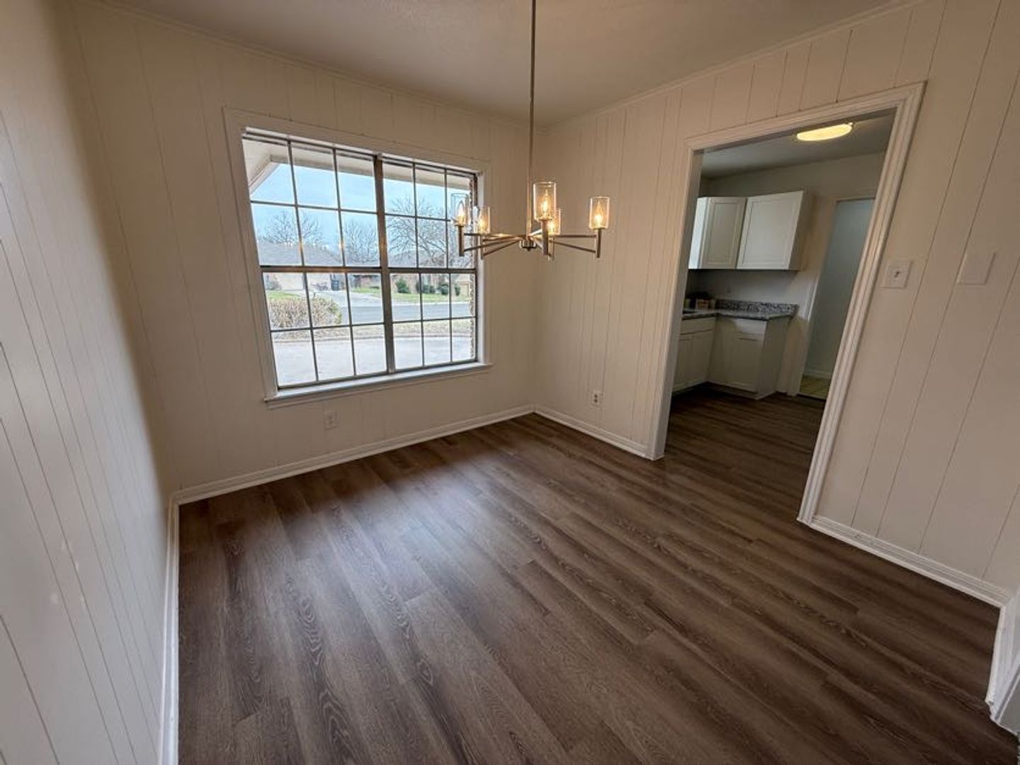 Building Photo - 3007 Sierra Dr