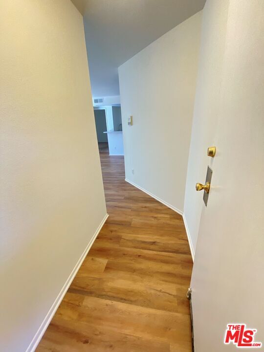 Building Photo - 6400 Kraft Ave