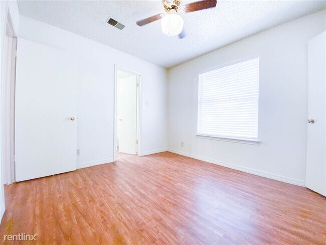 Building Photo - 109 Hughson Ct